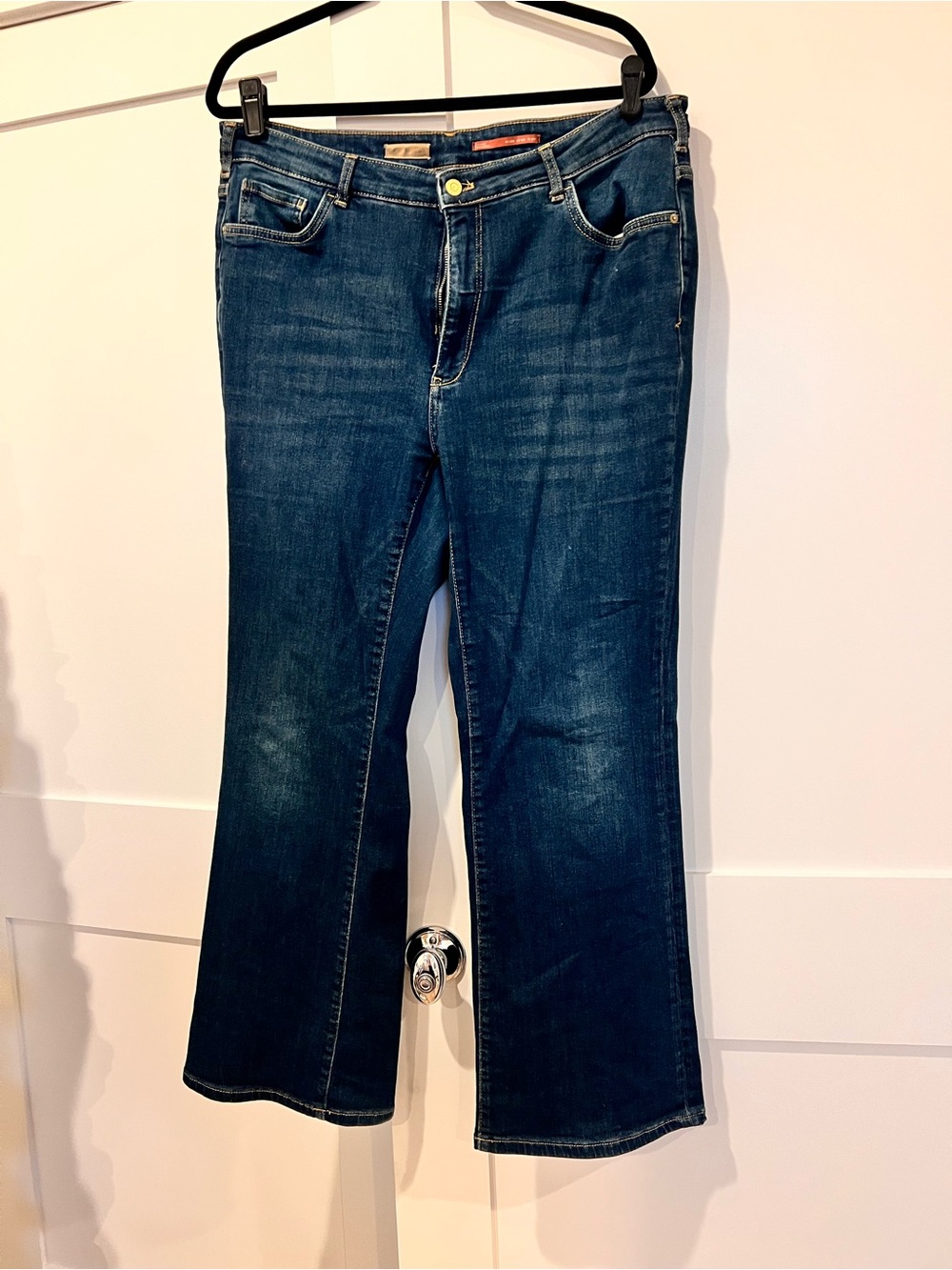 Pilcro Women's Dark Blue Flare Jeans - Mid Rise Stretch